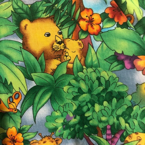 LIFE ANIMAL HOSPITAL SCRUB MEDIUM with pockets - Picture 7 of 11